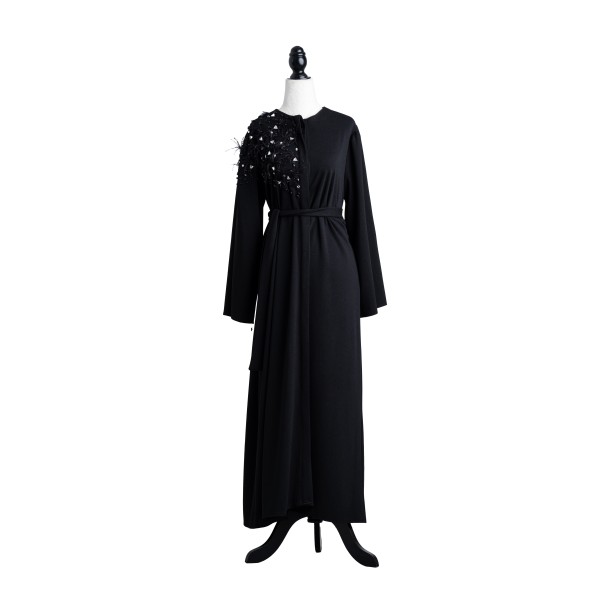 Black abaya